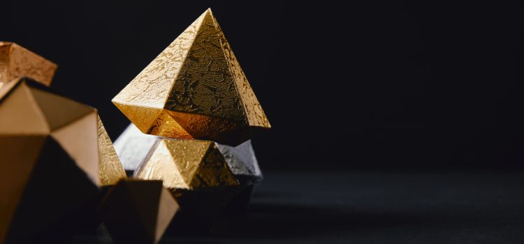 Nowoczesne piramidy finansowe – jak dziś wyglądają i dlaczego wciąż działają?